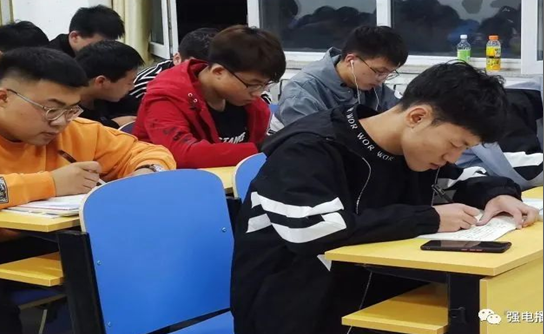 QQ截图20201122114538.png QQ截图20201122114538.png